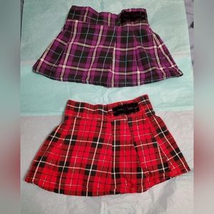 * $5 Sale! Girls 4T Skorts (set of 2)